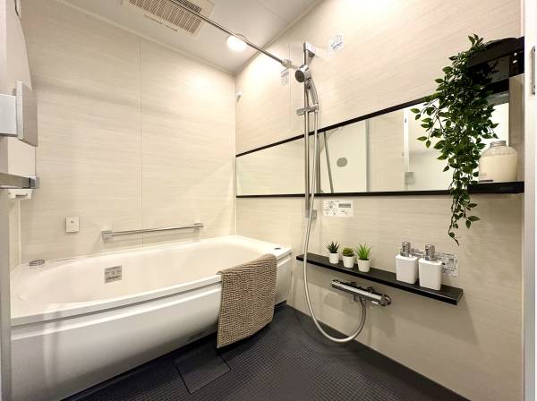 バスルームもゆとりのスペース