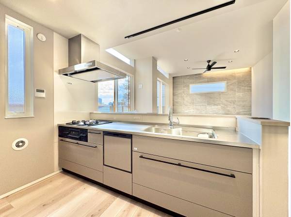 キッチンからの眺めもおすすめです