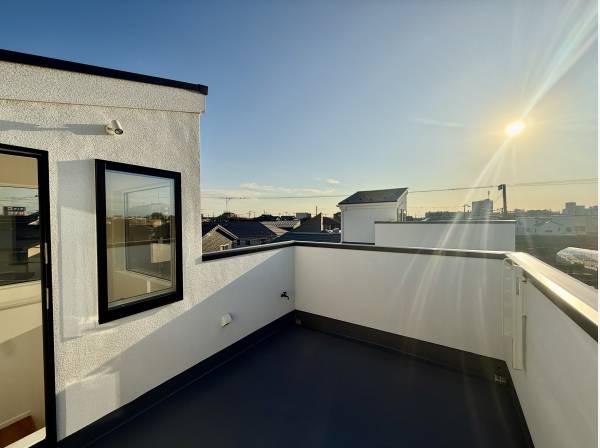 富士山を望むルーフバルコニー