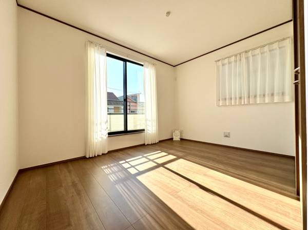 洋室は全４部屋です。