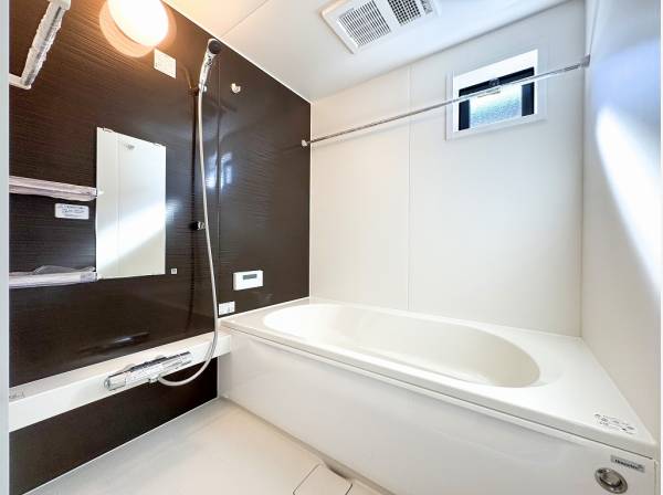 足を伸ばして1日の疲れを癒してください