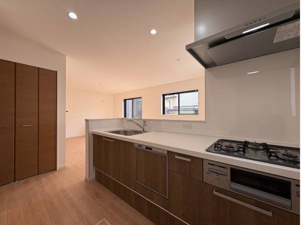 会話が弾む対面式キッチン