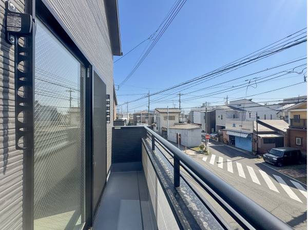 お洗濯物がカラっと乾きそうな南向きバルコニー