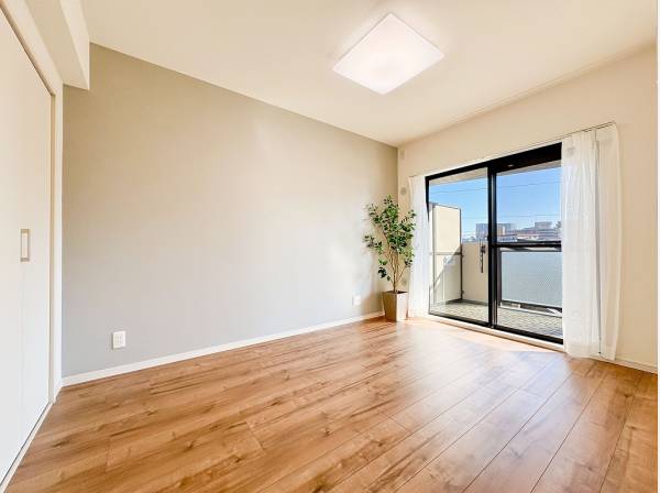 全居室にクローゼットを完備しています