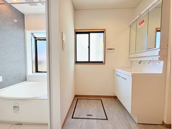 パウダールーム