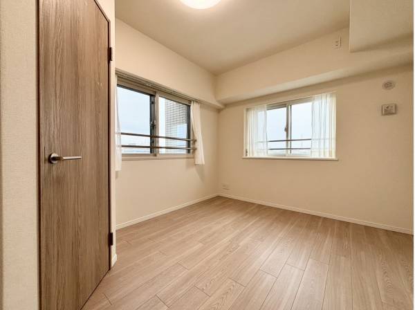 洋室は全部で3室ございます
