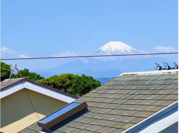 富士山がこんなにもくっきりと