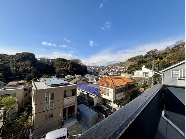 高台ならではの抜けた眺望がお楽しみいただけます。