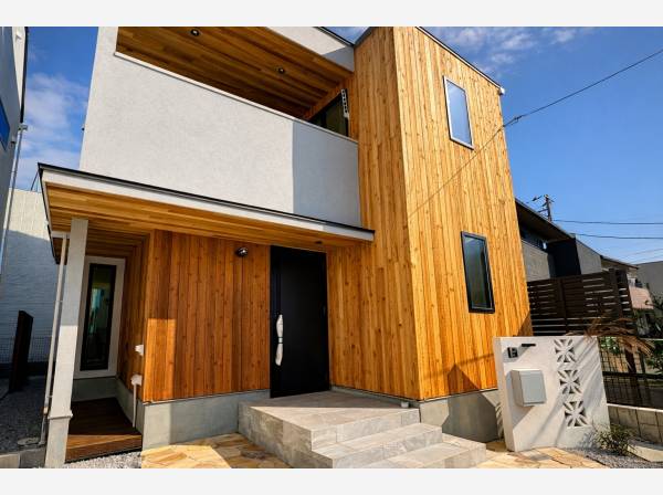 シンプルの美。湘南に映える佇まい。