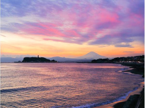 七里ヶ浜の海まで約450m・徒歩6分の海近！！