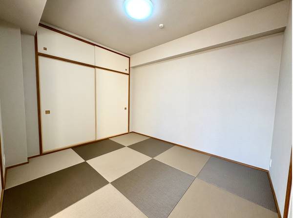 寛ぎと調和。リビングに寄り添う使いやすい和室。