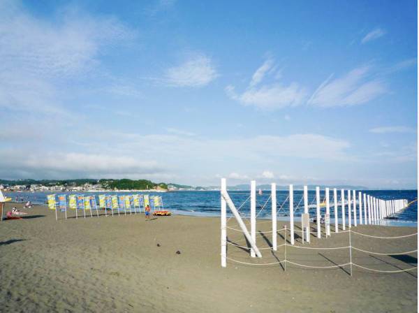 片瀬東浜海水浴場まで徒歩５分になります！