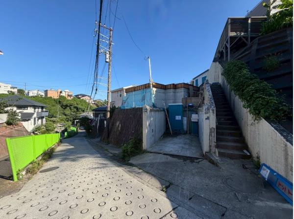 駅近、海近の自然に囲まれたお家から始まる湘南ライフ