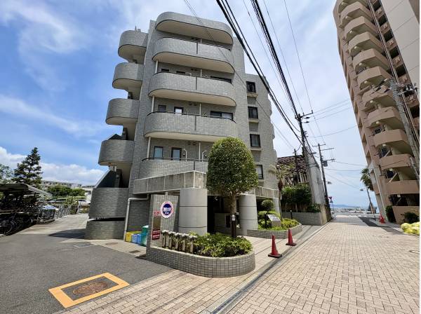 海はすぐそこのロケーション