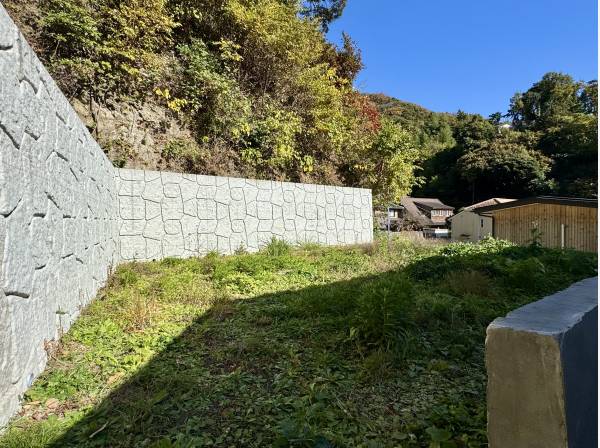 家庭菜園やテーブルセットを出してカフェ気分も♪