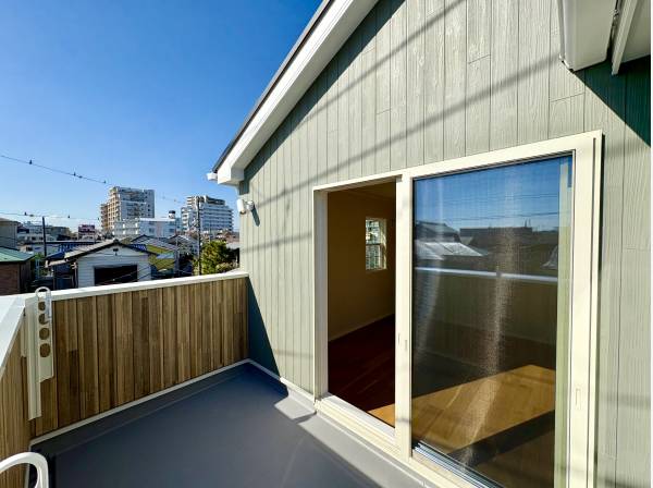 ゆとりあるバルコニー