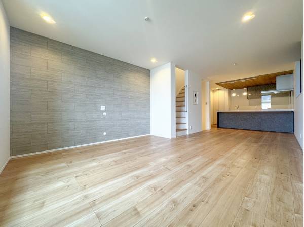 ワンフロアすべてを贅沢に使ったLDKは20帖の広々空間