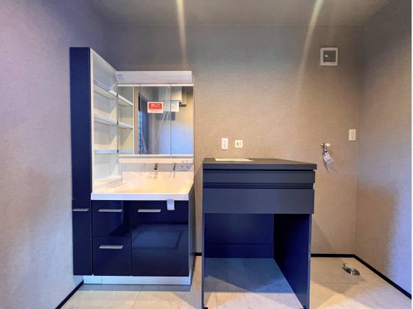 広々した洗面スペース