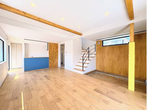 土間スペースを設けた玄関スペース