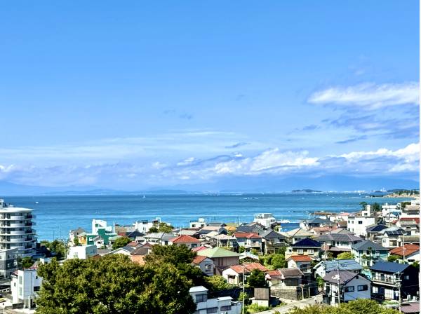 高台から眺める景色は何よりの付加価値に