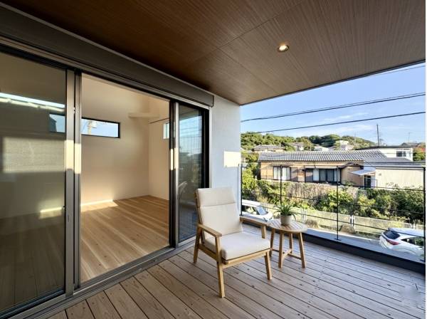 インナーテラスのため日差しをカット
※家具はCGによるイメージ