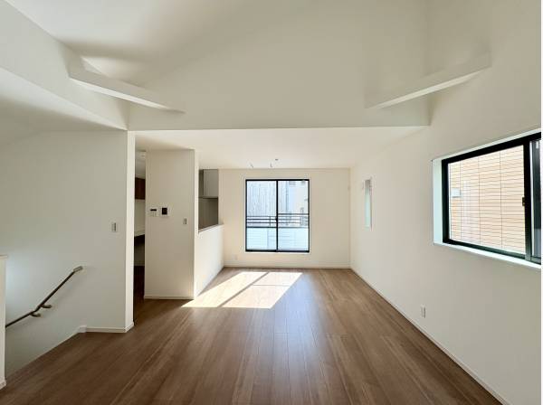 南向き明るさ良好です