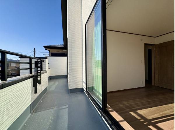 ワイドバルコニー