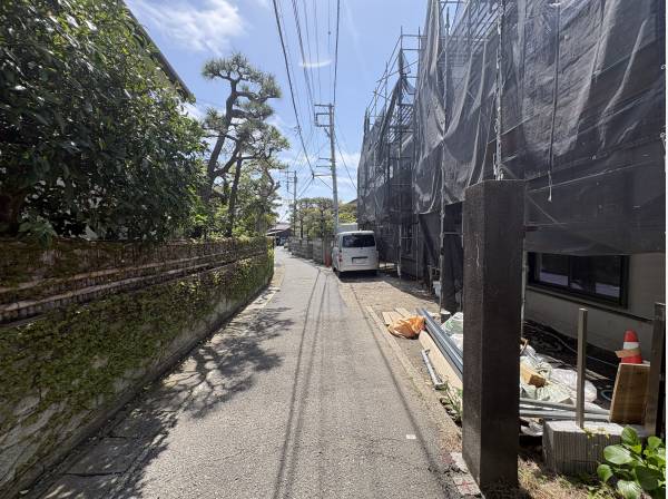 材木座らしい穏やかな街並みの一角