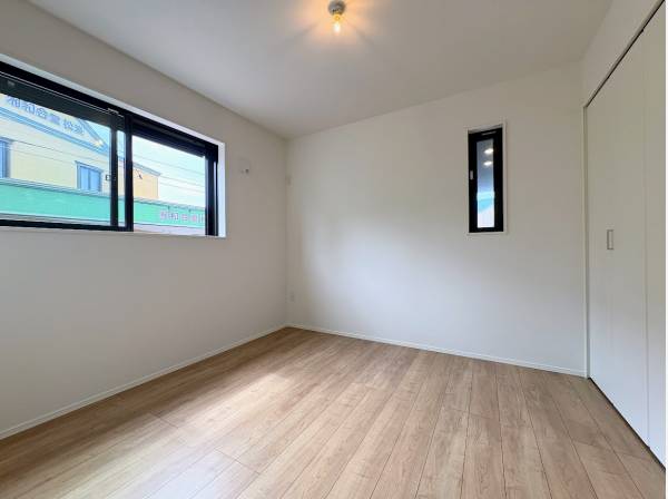 洋室は全4部屋ございます