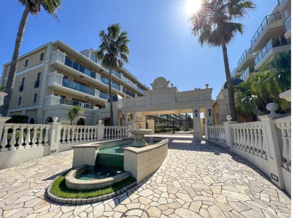 リゾート感溢れる【グランシティ湘南海岸Ⅱガレリア・プラージュ】