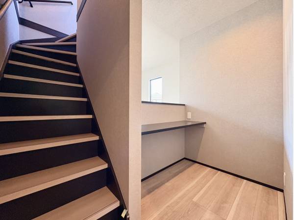 2階にはカウンタースペースもございます！