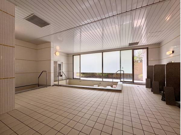 共有の大浴場付きのマンションです