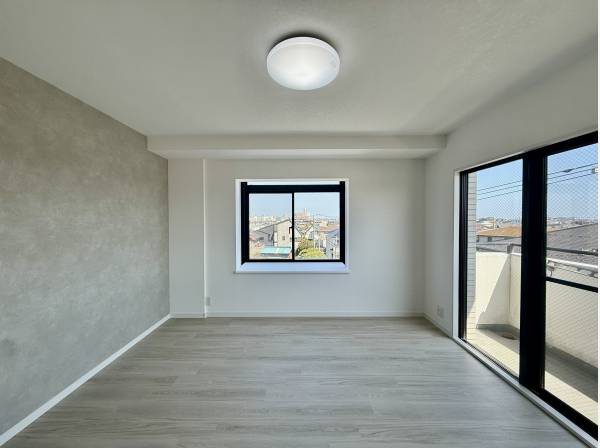 居室は全て6帖超えです。