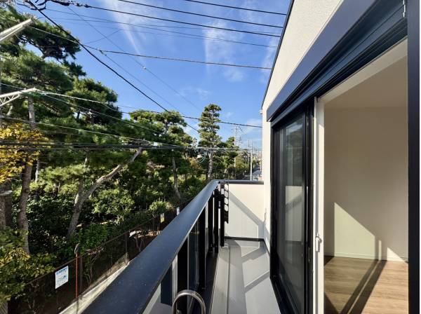 バルコニーからは自然を感じます