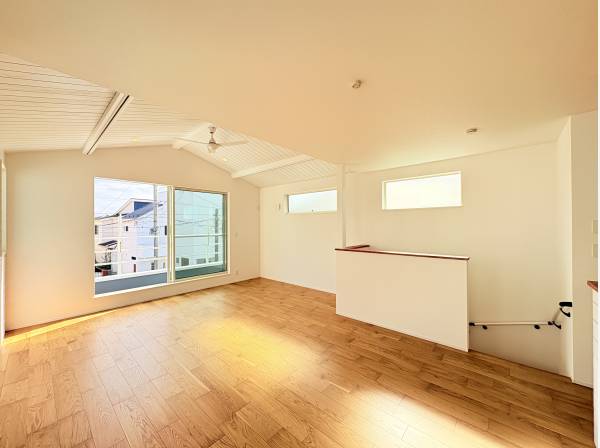 リビングダイニング