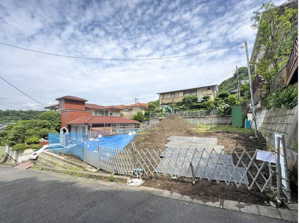 西側がひな壇になっているので開放感を味わえそう