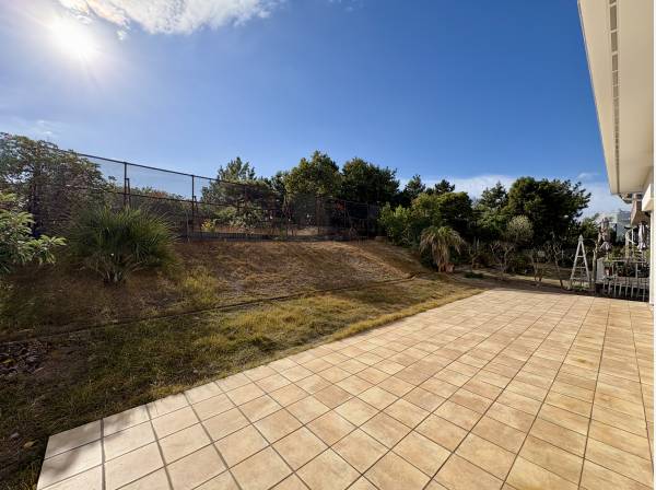 プライベート感満載のテラス・お庭