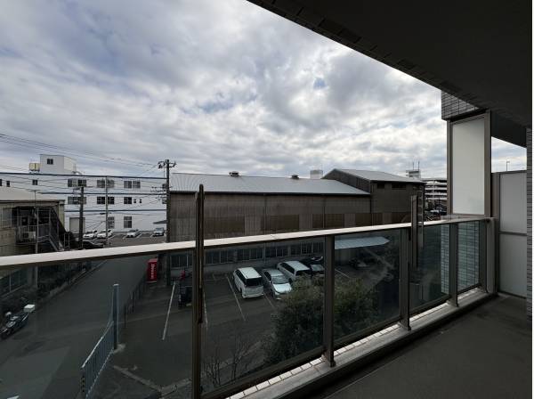 LDKの側にあるバルコニー