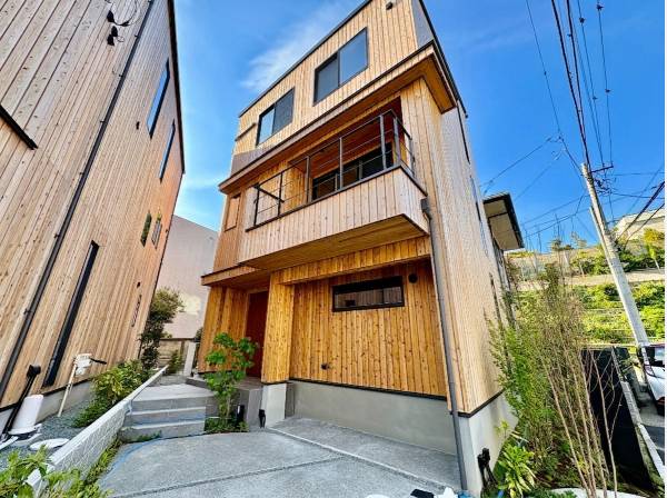 自然と現地に馴染む外観ですね！