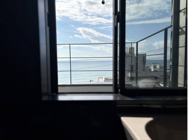 お風呂にゆっくりと浸かりながら海をご堪能下さい