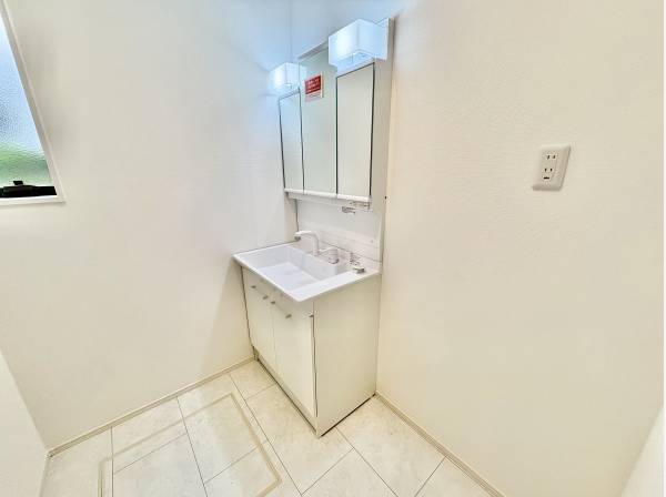 洗面所も広いですね！