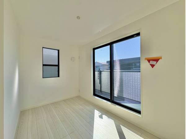 採光が１つのアクセントになり、プライベートな空間に