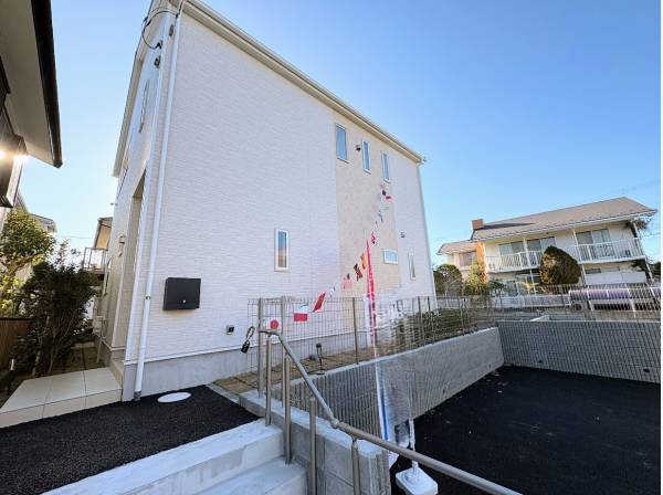 カースペース3台分、敷地面積約53坪！