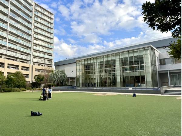 お子さんのいるファミリーにもおすすめの大規模マンションです。