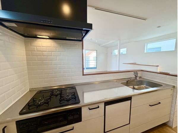 食洗器付きのシステムキッチン！