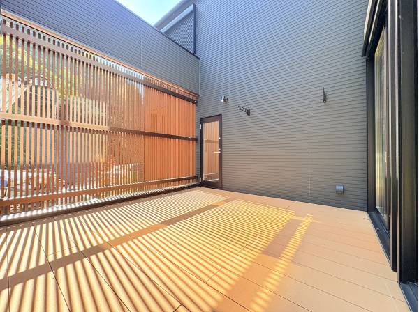 東南向きで日当たり良好です