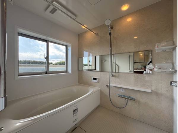 1日の疲れを癒すバスルーム