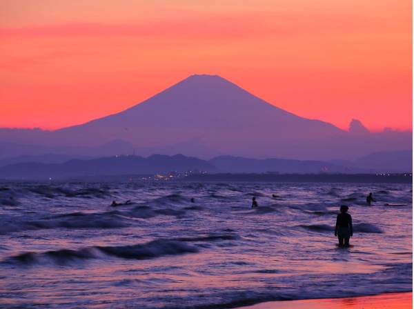 鵠沼海岸まで自転車で6分（約1.6㎞）