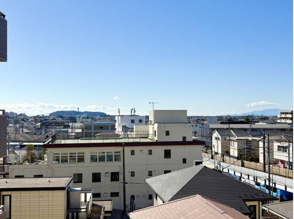 駅チカで利便性が優れているのに、海や江ノ島を眺望できます