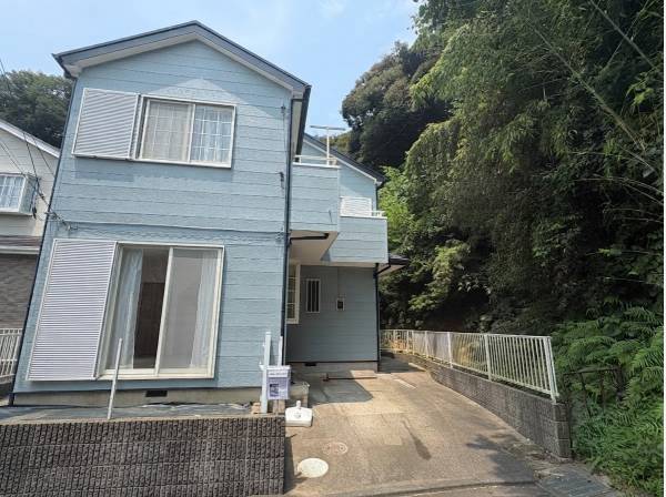 角地の為、車の出入りもラクチンです。